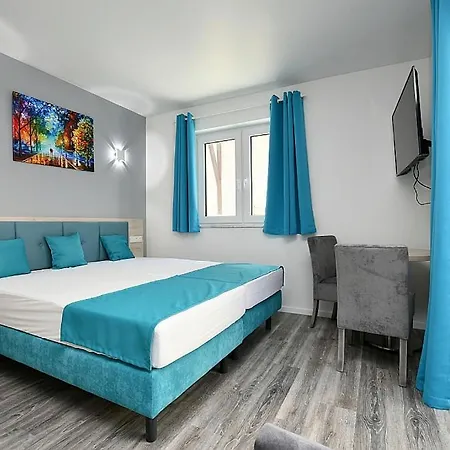 City-hotel Zuffenhausen - 3* 슈투트가르트