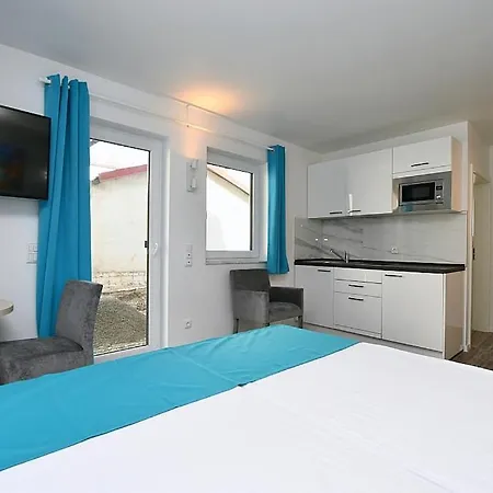 City-hotel Zuffenhausen - 아파트호텔