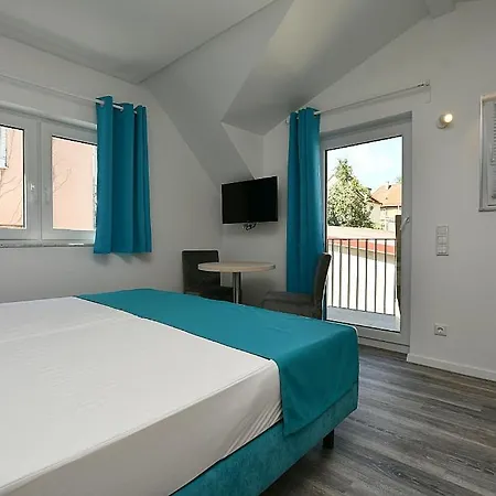 City-hotel Zuffenhausen - 아파트호텔 슈투트가르트