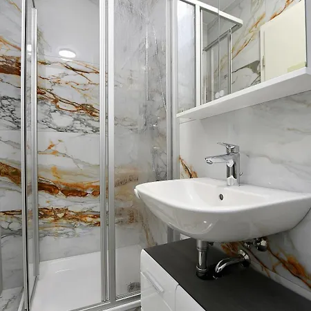 City-hotel Zuffenhausen - 3* Stuttgart