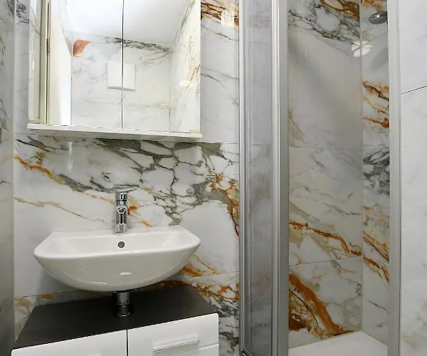 City-hotel Zuffenhausen - 3*